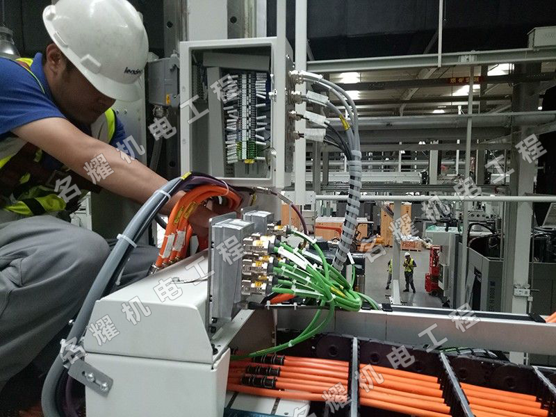 菏澤市名耀機(jī)電工程有限公司工程案例利勃海爾中國(guó)重汽加工中心